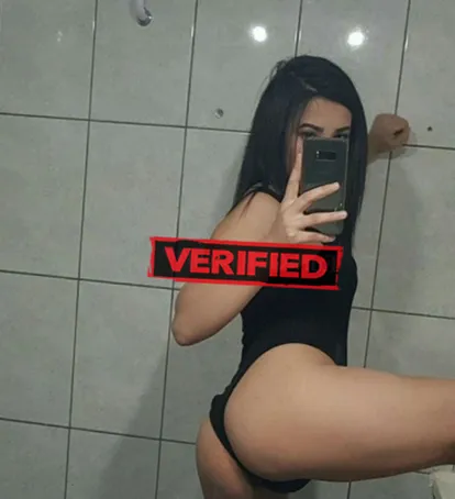 Veronica anal Prostituta Ribeirão